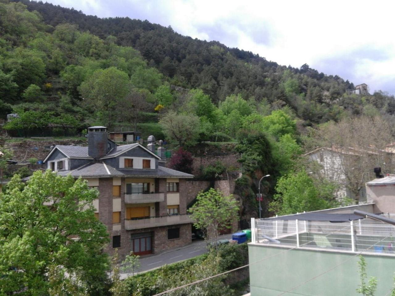 Allotjament Taga Apartamento Ribes De Freser Exterior foto